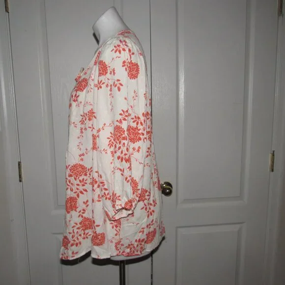 Papermoon Adderly Clip Dot Floral Top 2X Off-White Coral | Boho Feminine Blouse - Picture 4 of 7